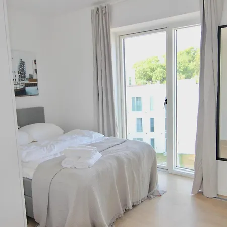 Lovely 1-br With A Balcony By Harbour - 259 아파트